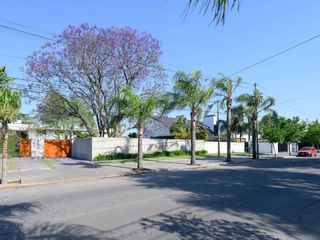 Foto 2 de Excelente Casa para uso comercial, vistas, Cerro de las Rosas