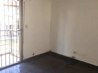 Foto 6 de Departamento en alquiler en Martin Coronado