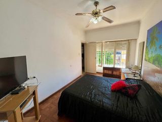 Foto 4 de CASA Y LOCAL EN VENTA 9 AMB NECOCHEA