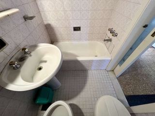Foto 8 de CASA Y LOCAL EN VENTA 9 AMB NECOCHEA