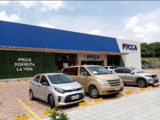 Foto 7 de Local Comercial en Alquiler Aurora