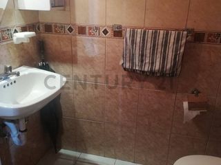 Foto 6 de En venta casa por la ANT