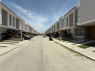 Foto 3 de Se arrienda casa para estrenar en Coralina Bahía, Santa Marta
