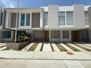 Foto 1 de Se arrienda casa para estrenar en Coralina Bahía, Santa Marta