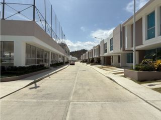 Foto 2 de Se arrienda casa para estrenar en Coralina Bahía, Santa Marta