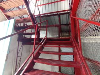 Foto 15 de Ponceano, Galpón en Renta, 1100m2, 2 Ambientes