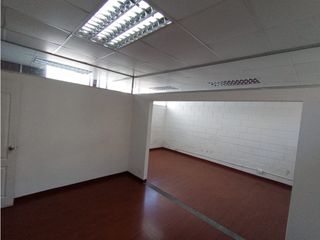 Foto 5 de Ponceano, Galpón en Renta, 1100m2, 2 Ambientes