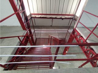 Foto 16 de Ponceano, Galpón en Renta, 1100m2, 2 Ambientes