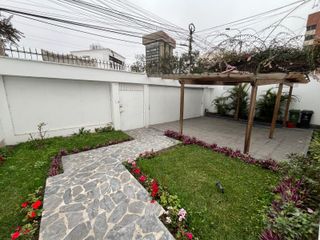 Foto 5 de SE ALQUILA CASA PARA OFICINA PUERTA CERRADA O PARA VIVIENDA  EN SAN ISIDRO