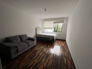 Foto 12 de SE ALQUILA CASA PARA OFICINA PUERTA CERRADA O PARA VIVIENDA  EN SAN ISIDRO