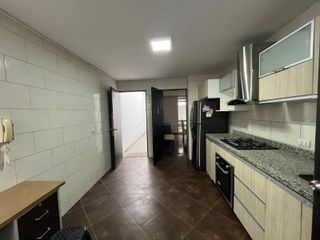 Foto 22 de SE ALQUILA CASA PARA OFICINA PUERTA CERRADA O PARA VIVIENDA  EN SAN ISIDRO