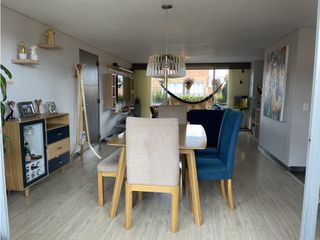 Foto 4 de vendo apto esquinero quinto piso en conjunto en Cajicá.