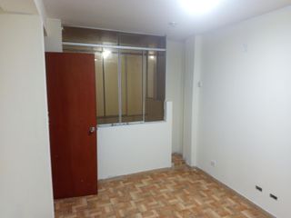 Foto 7 de Alquiler de Departamento en Mariscal Caceres, S.J.L
