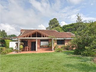 Foto 1 de CASA COMERCIAL EN ALQUILER PANCE