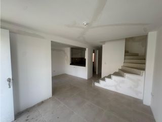 Foto 8 de VENDO CASA REMATE SECTOR GALICIA COD 9015711