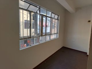 Foto 11 de Departamento a la Venta en Barrios Altos