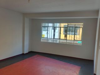 Foto 14 de Departamento a la Venta en Barrios Altos