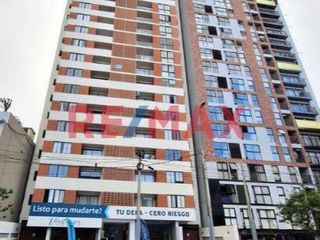 Foto 2 de Se Vende Departamento Av. Petit Thouars
