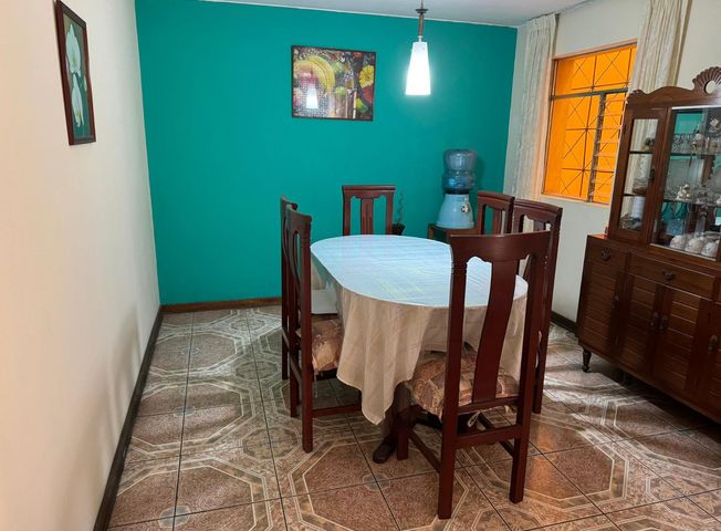 Casa en Venta en Comas - Więcej