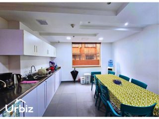 Foto 11 de Arriendo Oficina de 258 m² en Chico en Edificio con Certificación LEED