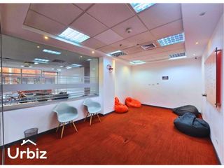 Foto 6 de Arriendo Oficina de 258 m² en Chico en Edificio con Certificación LEED