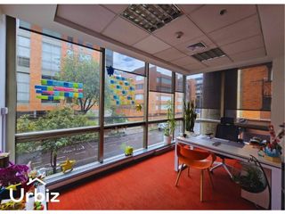Foto 8 de Arriendo Oficina de 258 m² en Chico en Edificio con Certificación LEED