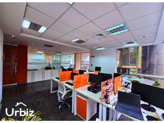 Foto 10 de Arriendo Oficina de 258 m² en Chico en Edificio con Certificación LEED