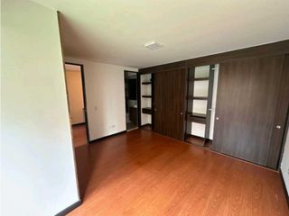 Foto 8 de SE ARRIENDA APARTAMENTO EN LOCALIDAD FONTIBON BARRIO HAYUELOS