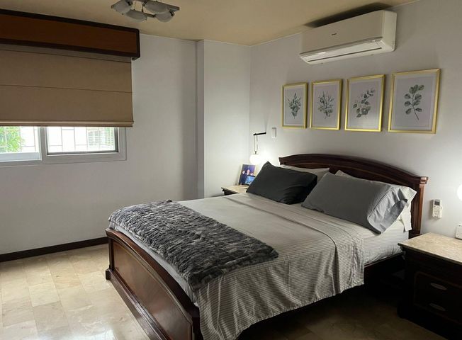 Apartamento en venta en Urdesa - Meer