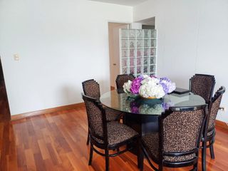 Foto 4 de ¡Oportunidad Única En Miraflores! Dpto 110?M²   2 Cocheras Y Depósito