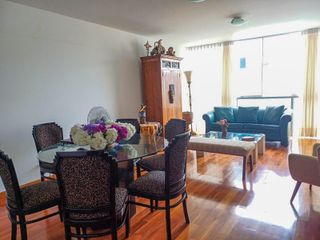Foto 5 de ¡Oportunidad Única En Miraflores! Dpto 110?M²   2 Cocheras Y Depósito