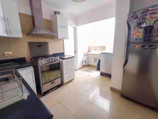 Foto 7 de ¡Oportunidad Única En Miraflores! Dpto 110?M²   2 Cocheras Y Depósito
