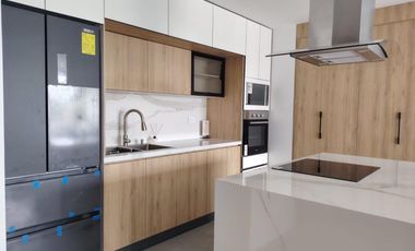 4-Zimmer-Wohnung, 192 m²