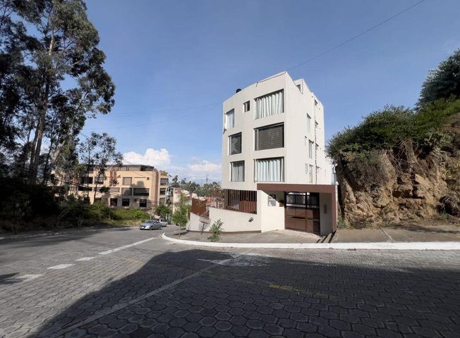 Apartamento en venta en El Condado - Więcej