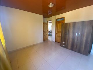 Foto 15 de VENDO CASA CAMPESTRE SECTOR GURRIO COD 9476306
