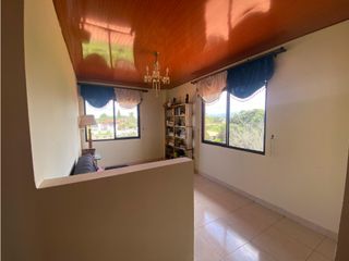 Foto 35 de VENDO CASA CAMPESTRE SECTOR GURRIO COD 9476306