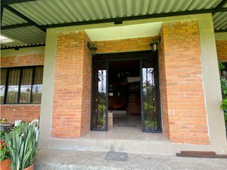 Foto 4 de VENDO CASA CAMPESTRE SECTOR GURRIO COD 9476306
