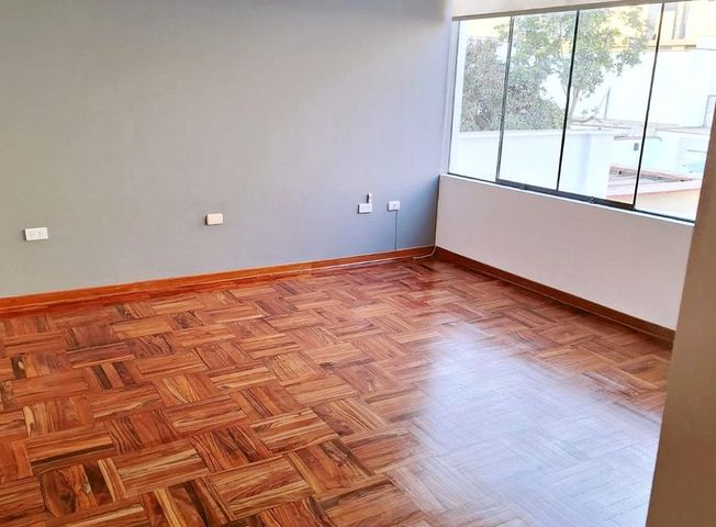 Casa en Venta en Miraflores - Meer