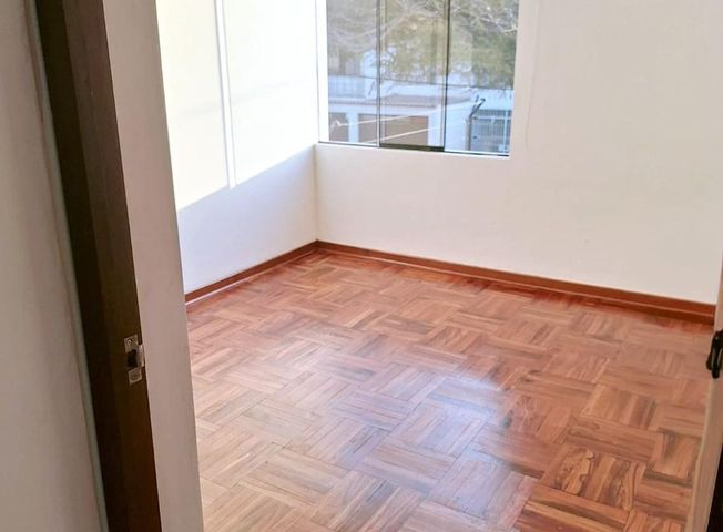 Casa en Venta en Miraflores - Aanzicht 6