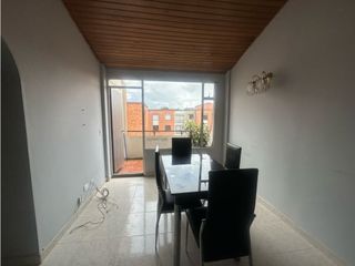 ARRIENDO EN QUINTO PISO SIN ASCENSOR