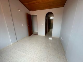 ARRIENDO EN QUINTO PISO SIN ASCENSOR