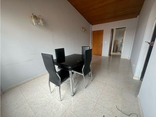 ARRIENDO EN QUINTO PISO SIN ASCENSOR