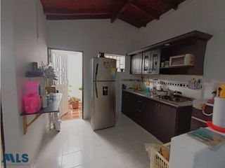 AMPLIO Y CÓMODO APARTAMENTO(MLS#248607)