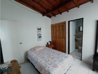 AMPLIO Y CÓMODO APARTAMENTO(MLS#248607)