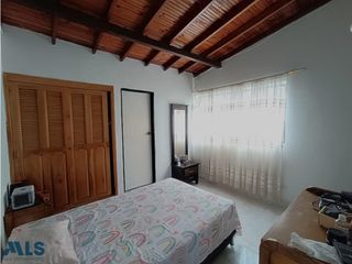 AMPLIO Y CÓMODO APARTAMENTO(MLS#248607)