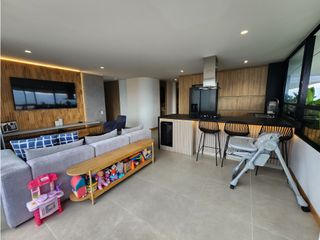 VENTA APARTAMENTO LAS PALMAS POBLADO, VISTA ABIERTA