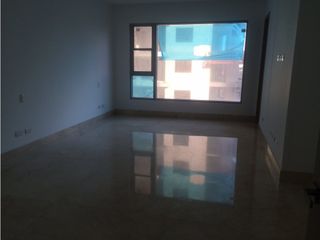 SE VENDE APARTAMENTO EN ZONA GOLF