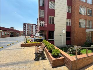 Apartamento en  Hayuelos(Bogota) RAH CO: 24-1474