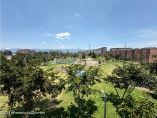 Apartamento en  Hayuelos(Bogota) RAH CO: 24-1474