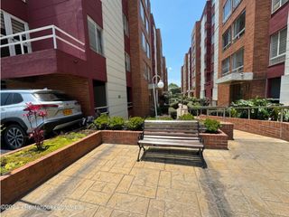 Apartamento en  Hayuelos(Bogota) RAH CO: 24-1474